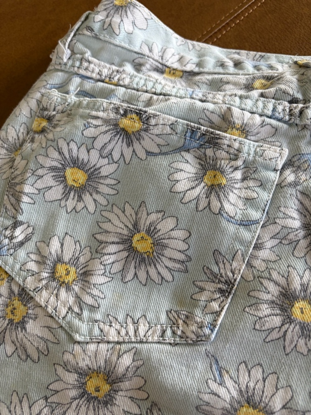 🌼 Vintage GUESS by Georges Marciano Daisy Print Shorts Size 1 - Picture 9 of 12